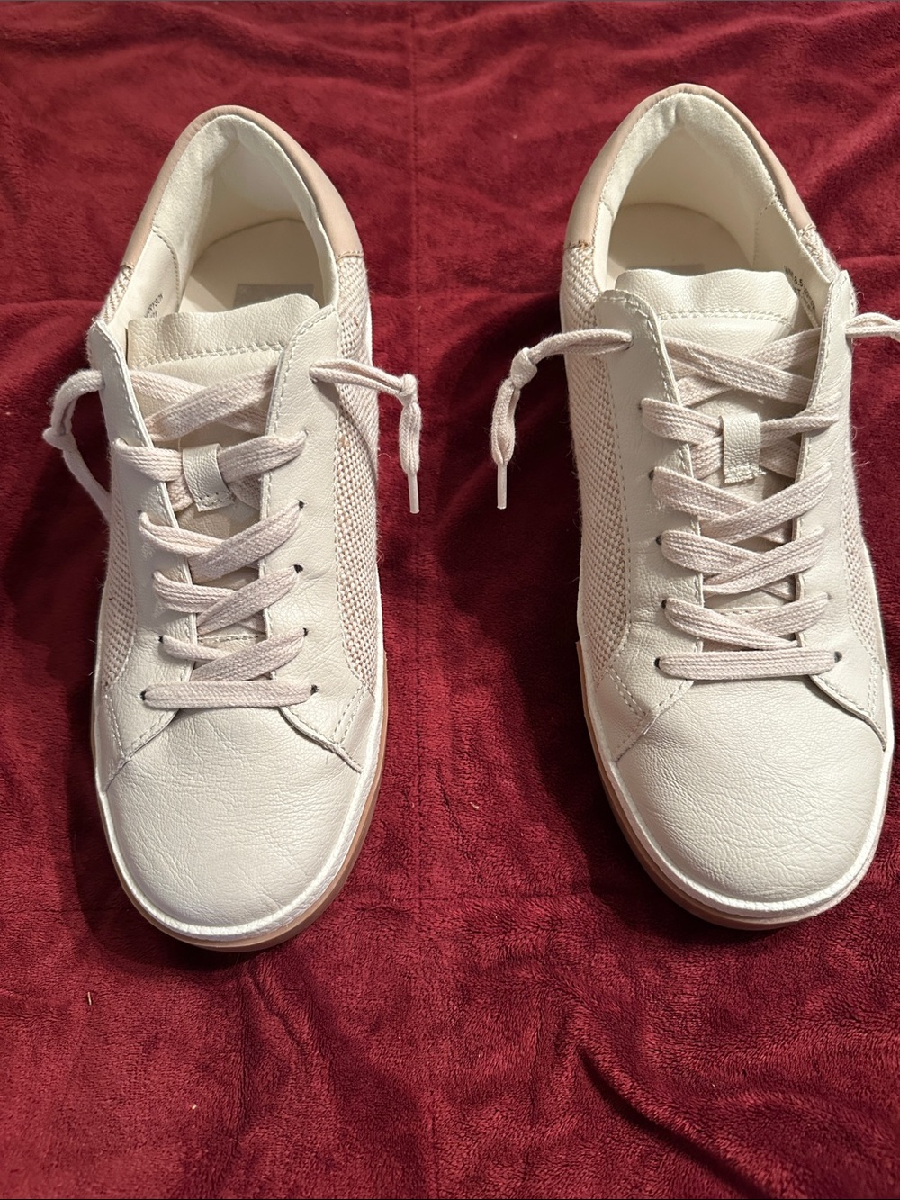 Dolce Vita Women's Pale Pink Low-Top Lace-Up Sneakers